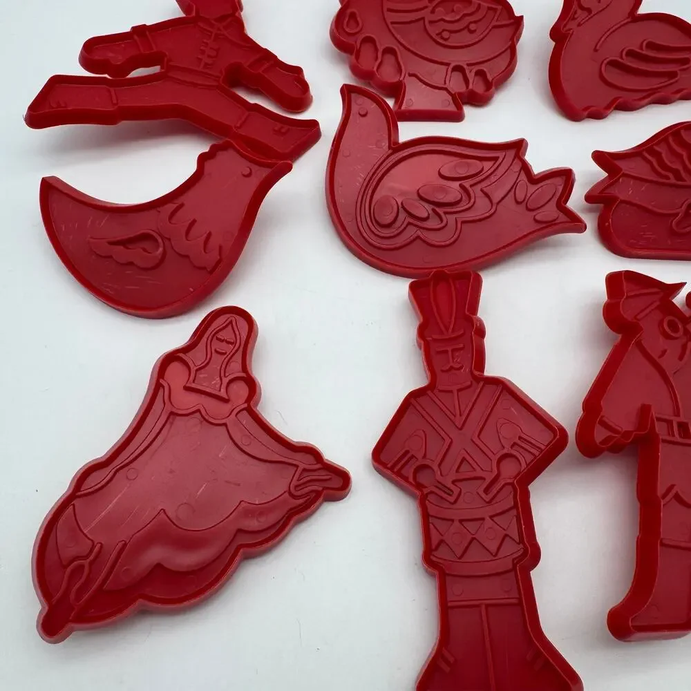 Vintage Lot 40 Cookie Cutters Holiday Christmas Thanksgiving Owl Snowman